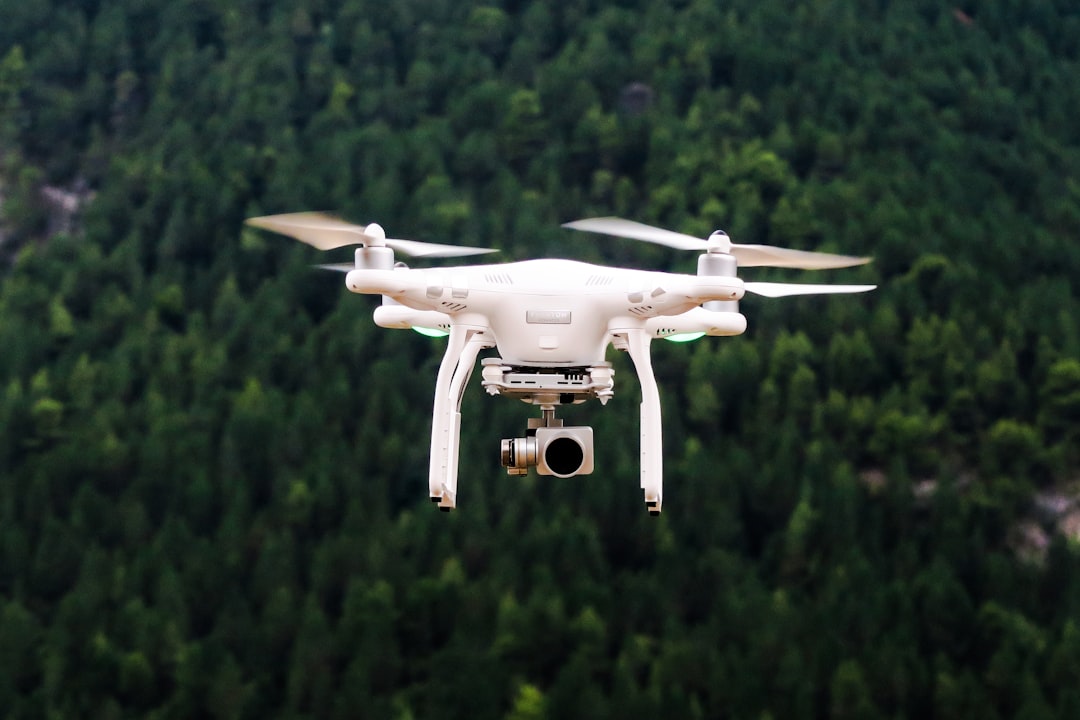 découvrez notre comparaison d'assurances pour drones et trouvez la couverture idéale pour vos besoins. protégez votre investissement avec les meilleures offres du marché.