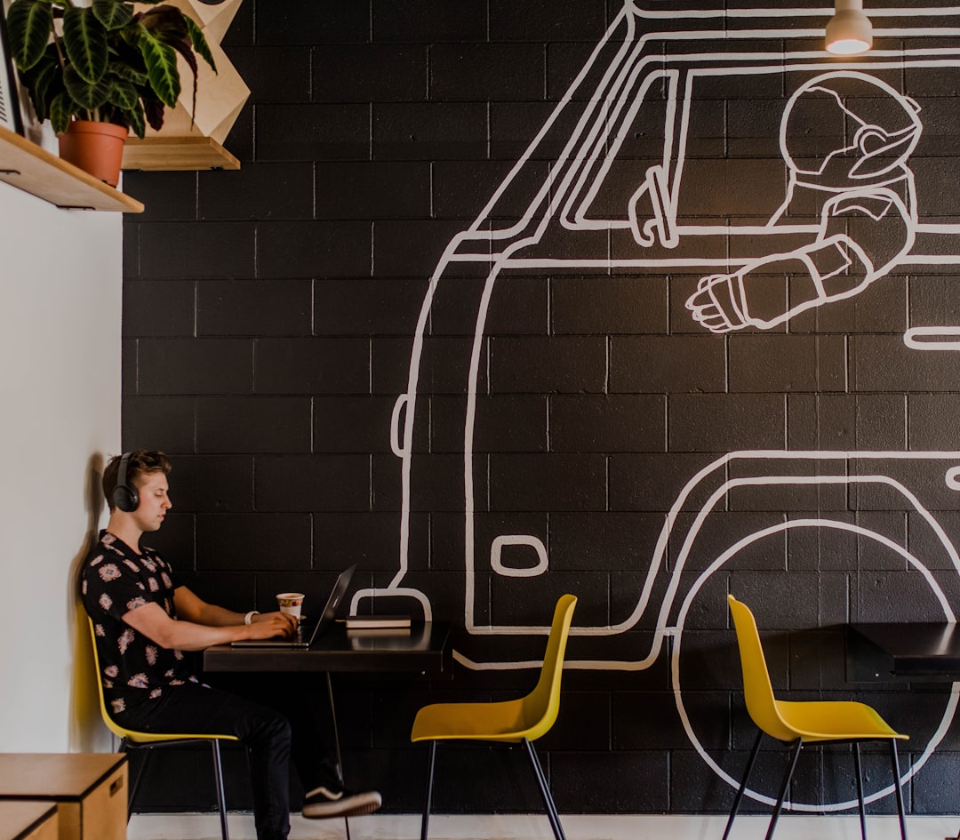 découvrez nos solutions d'assurance professionnelle sur mesure, conçues pour protéger votre entreprise et assurer sa pérennité. profitez d'une couverture adaptée à vos besoins spécifiques et faites face aux imprévus avec sérénité.
