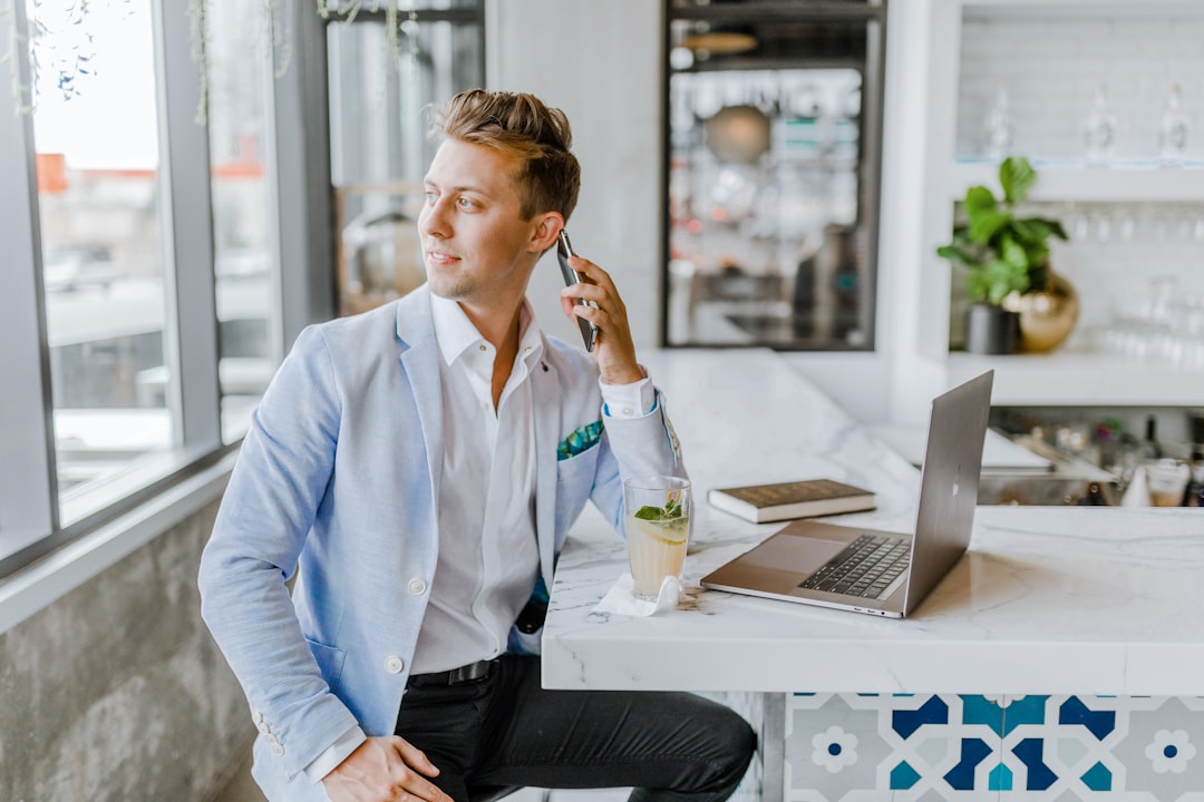 découvrez tout sur la responsabilité professionnelle : enjeux, protections et conseils pour les professionnels. protégez votre pratique et anticipez les risques juridiques pour un avenir serein.