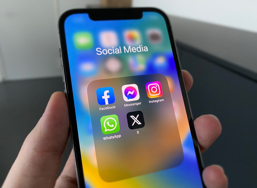 découvrez le processus de rebranding, une stratégie essentielle pour revitaliser votre marque, améliorer son image et attirer de nouveaux clients tout en fidélisant ceux déjà acquis.